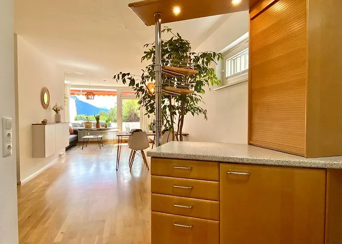 Butler * Bohemian Spirit In The Alps * Netflix Фюссен