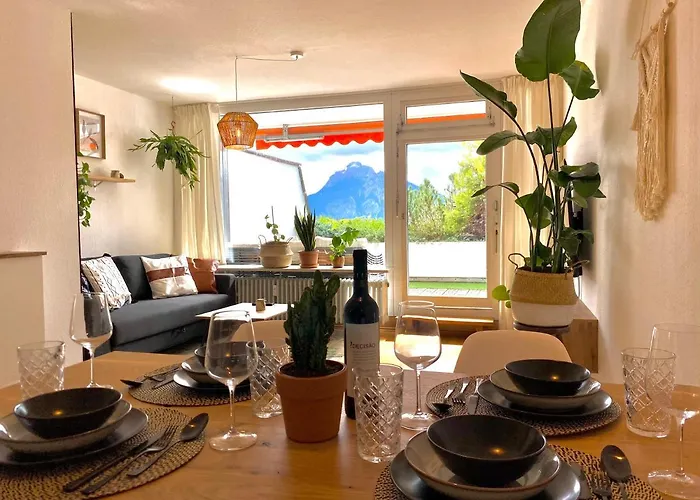 Butler * Bohemian Spirit In The Alps * Netflix Apartment *