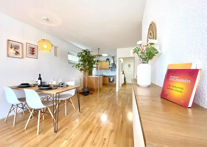 Butler * Bohemian Spirit In The Alps * Netflix Apartment